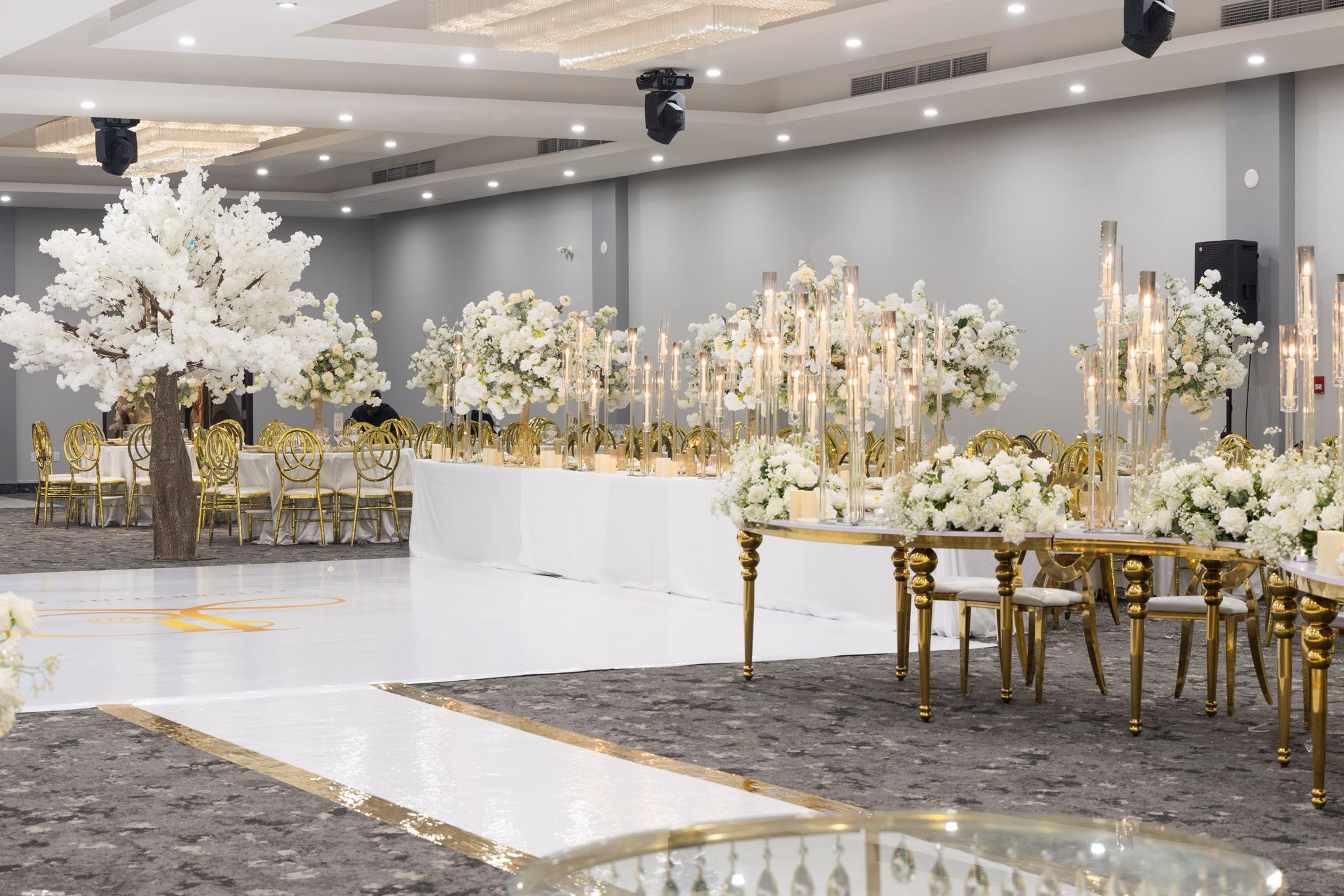 Elegant Wedding Setup